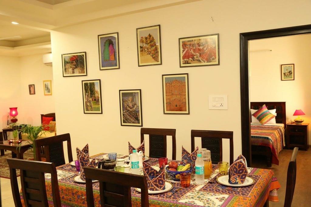 Saket Inn Jaipur Bagian luar foto